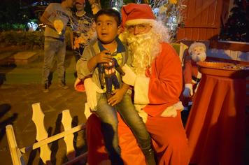 Foto - Fotos da Abertura do Natal 2017 - Praça do Índio