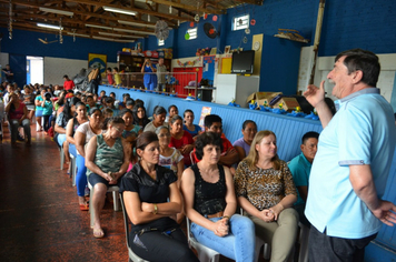 Foto - AABB Comunidade entrega Kits aos alunos