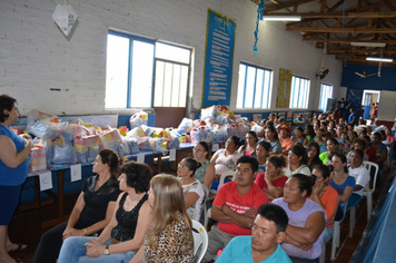 Foto - AABB Comunidade entrega Kits aos alunos