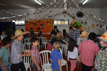 Foto - Arraiá do Serviço de Convivência e Fortalecimento de Vínculos