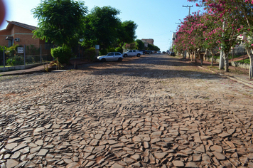 Foto - Asfalto - Ruas Tapuias e Gaurama