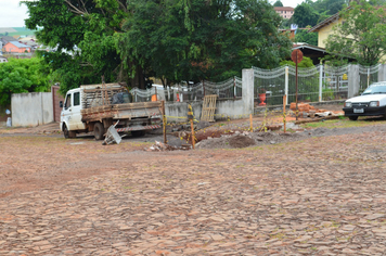 Foto - Asfalto - Ruas Tapuias e Gaurama