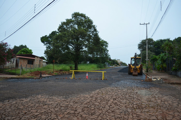 Foto - Asfalto - Ruas Tapuias e Gaurama