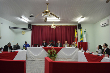 Foto - Câmara realiza Sessão Solene em Homenagem ao aniversário de 62 anos do município de Tenente Portela