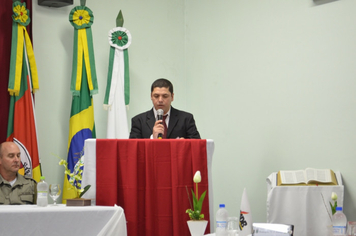 Foto - Câmara realiza Sessão Solene em Homenagem ao aniversário de 62 anos do município de Tenente Portela