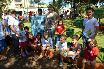 Foto - Caminhada do Dia Mundial da Água - Alunos da Escola Ayrton Senna