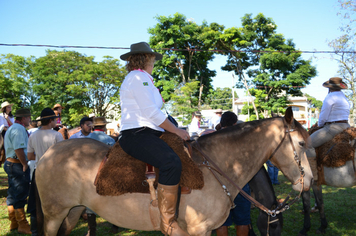 Foto - Cavalgada Feminina em Defesa do Salto Yucumã ligada ao Dia Internacional da Mulher