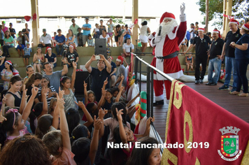 Foto - Chegada do Papai Noel - Natal Encantado 2019