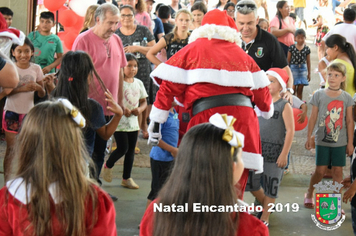 Foto - Chegada do Papai Noel - Natal Encantado 2019