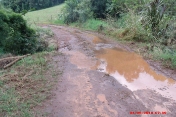 Foto - Danos em estradas, pontes e bueiros