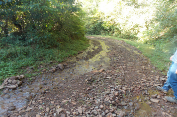 Foto - Danos em estradas, pontes e bueiros