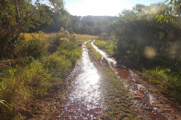 Foto - Danos em estradas, pontes e bueiros