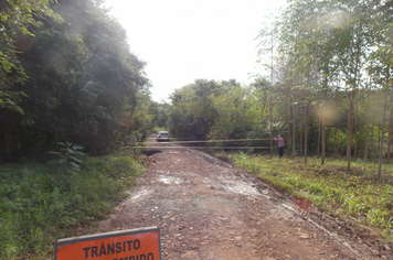 Foto - Danos em estradas, pontes e bueiros