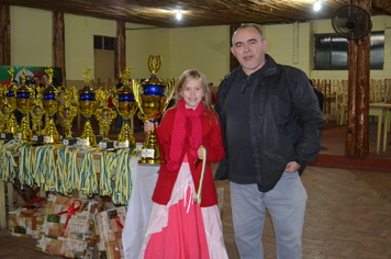 Foto - Entrega da Premiação da 1ª Olimpíada Municipal de Esportes