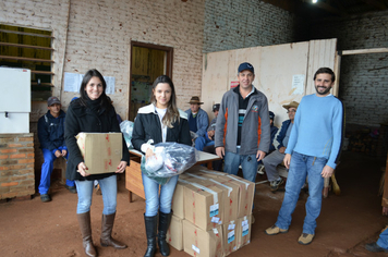 Foto - Entrega de equipamentos de trabalho aos servidores da SMDR