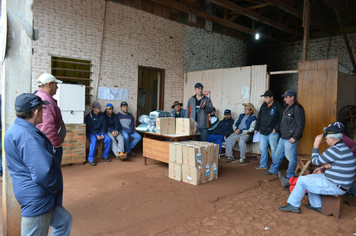 Foto - Entrega de equipamentos de trabalho aos servidores da SMDR