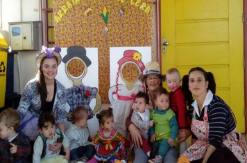 Foto - Festa de São João da Rede Municipal de Ensino