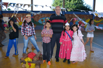 Foto - Festa de São João da Rede Municipal de Ensino