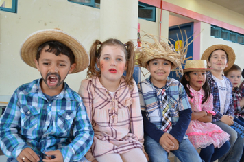 Foto - Festa de São João da Rede Municipal de Ensino