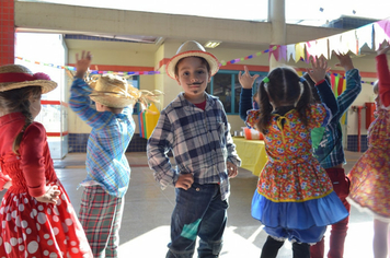 Foto - Festa de São João da Rede Municipal de Ensino