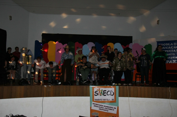 Foto - Festival de Teatro das Escolas Municipais e APAE