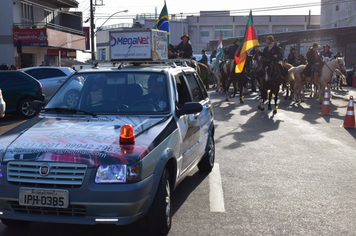 Foto - Inicia Cavalgada Ten. Mário Portela Fagundes