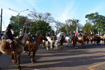 Foto - Inicia Cavalgada Ten. Mário Portela Fagundes