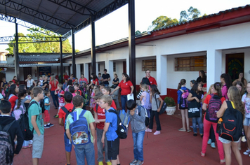 Foto - Início do Ano Letivo 2015 - Escola Municipal Ayrton Senna