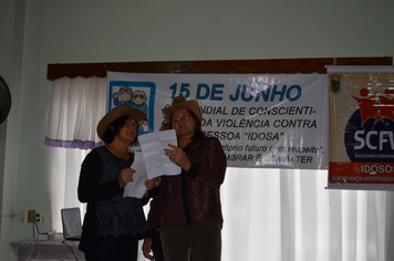 Foto - Integração dos Idosos alusivas ao dia de luta contra a violência a pessoa idosa