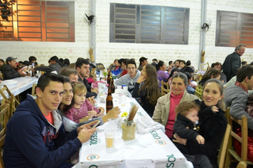 Foto - Jantar da Escola Marcilio Dias