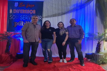 Foto - Palestra Jorge Trevisol - Conhecer  a Si mesmo para Compreeder  os outros