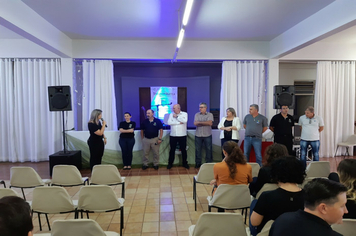Foto - Palestra Jorge Trevisol - Conhecer  a Si mesmo para Compreeder  os outros