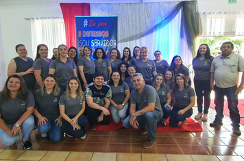 Foto - Palestra Jorge Trevisol - Conhecer  a Si mesmo para Compreeder  os outros