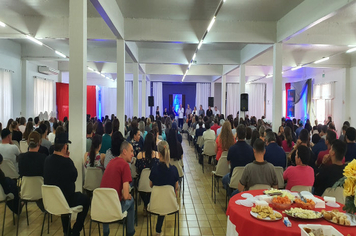 Foto - Palestra Jorge Trevisol - Conhecer  a Si mesmo para Compreeder  os outros