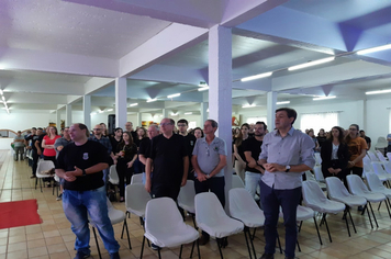 Foto - Palestra Jorge Trevisol - Conhecer  a Si mesmo para Compreeder  os outros