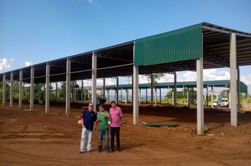 Foto - Visitas do Prefeito Elido e Secretários Paulo e Nilson nas indústrias