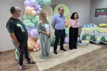 ENTREGA DE KITS DO PROGRAMA MÃE GAÚCHA BENEFICIA GESTANTES EM TENENTE PORTELA