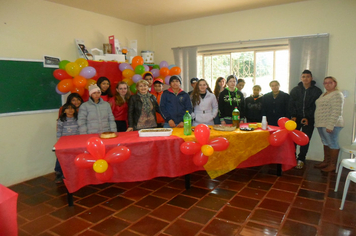 Programa social promove aniversário de usuários