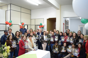Administração Municipal presta homenagem aos servidores aposentados no 1º semestre de 2017