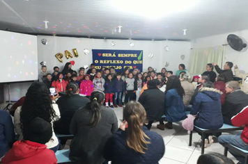Escola Arcelino  Promove Reunião e Homenagem aos Pais