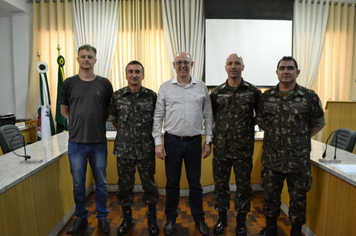 PREFEITO CLAIRTON CARBONI TOMA POSSE NA JUNTA  DE SERVIÇO MILITAR 