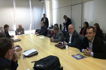 Prefeito de Tenente Portela se reúne com secretário de Segurança do Estado