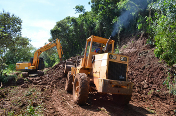 SDR inicia trabalho de remoção do bloqueio na estrada do Lajeado Leão