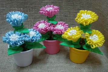 CRAS com inscrições abertas para curso de flores em EVA