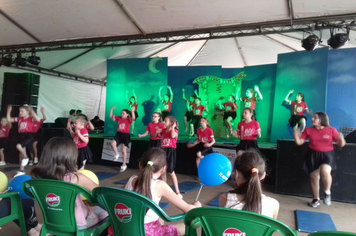Grupo Sennadance se apresenta na Expotenpo
