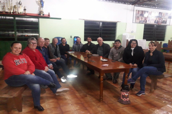 Prefeito Carboni se reúne com diretoria do Clube Ypiranga