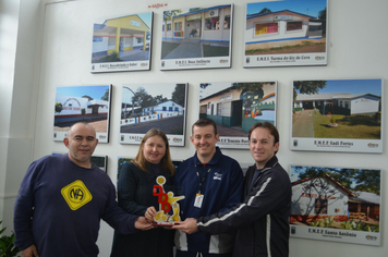 SESC entrega troféu do Dia do Desafio a Tenente Portela