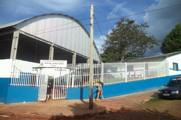 Escola do Bairro Operário começa 2016 com nova estrutura