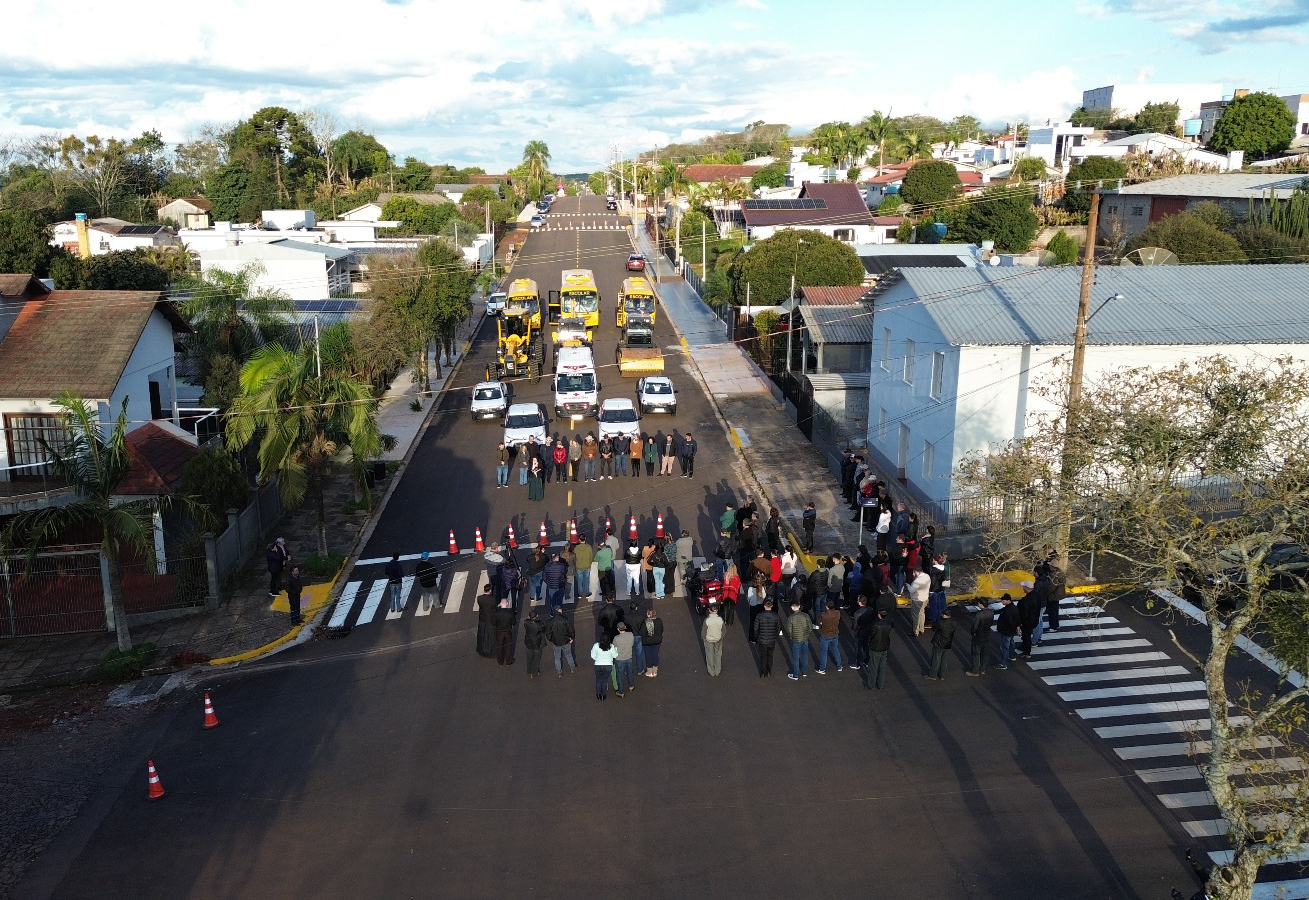 INAUGURAÇÃO DO PROJETO TAMANDARÉ LEVA ASFALTO A SEIS RUAS E IMPULSIONA DESENVOLVIMENTO URBANO