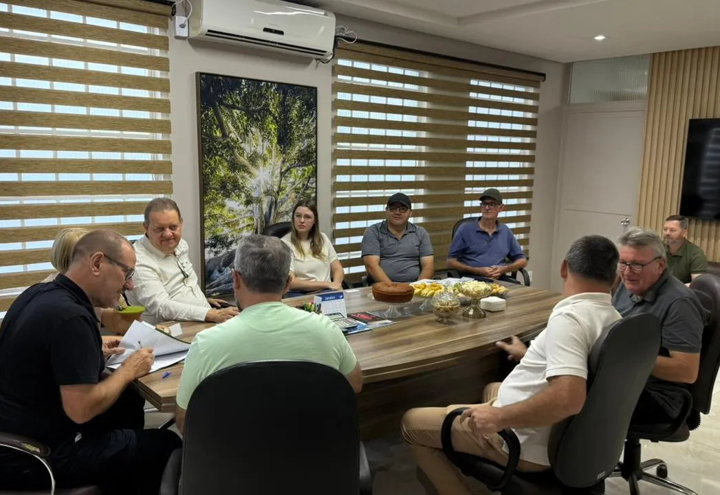 PREFEITO ROSEMAR SALA RECEBE SECRETÁRIO DE ESTADO EDIVILSON BRUM